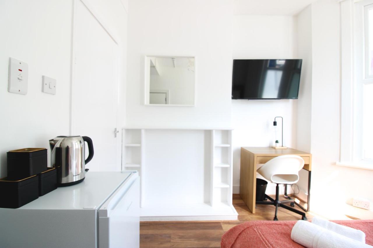 Lovely Studio Flats In Hackney Daire Londra Dış mekan fotoğraf