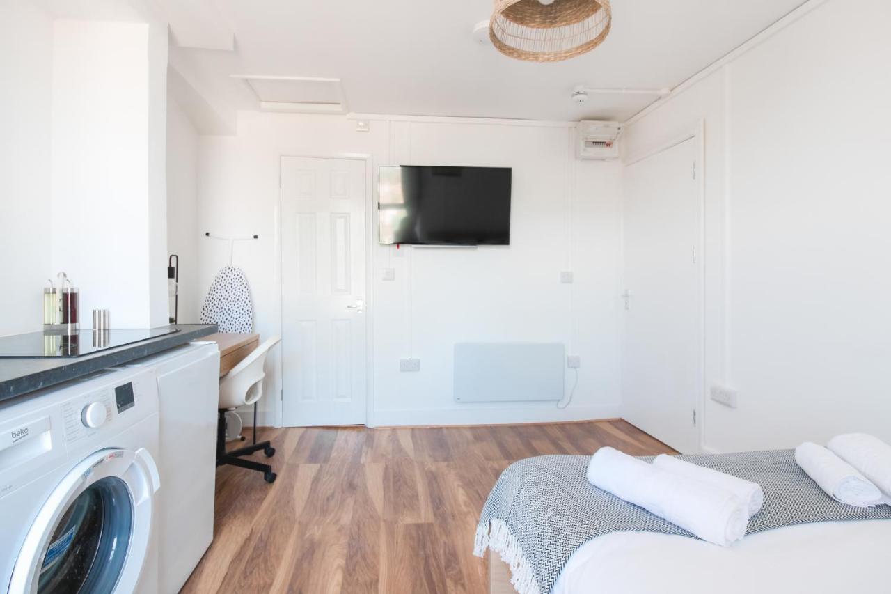 Lovely Studio Flats In Hackney Daire Londra Dış mekan fotoğraf