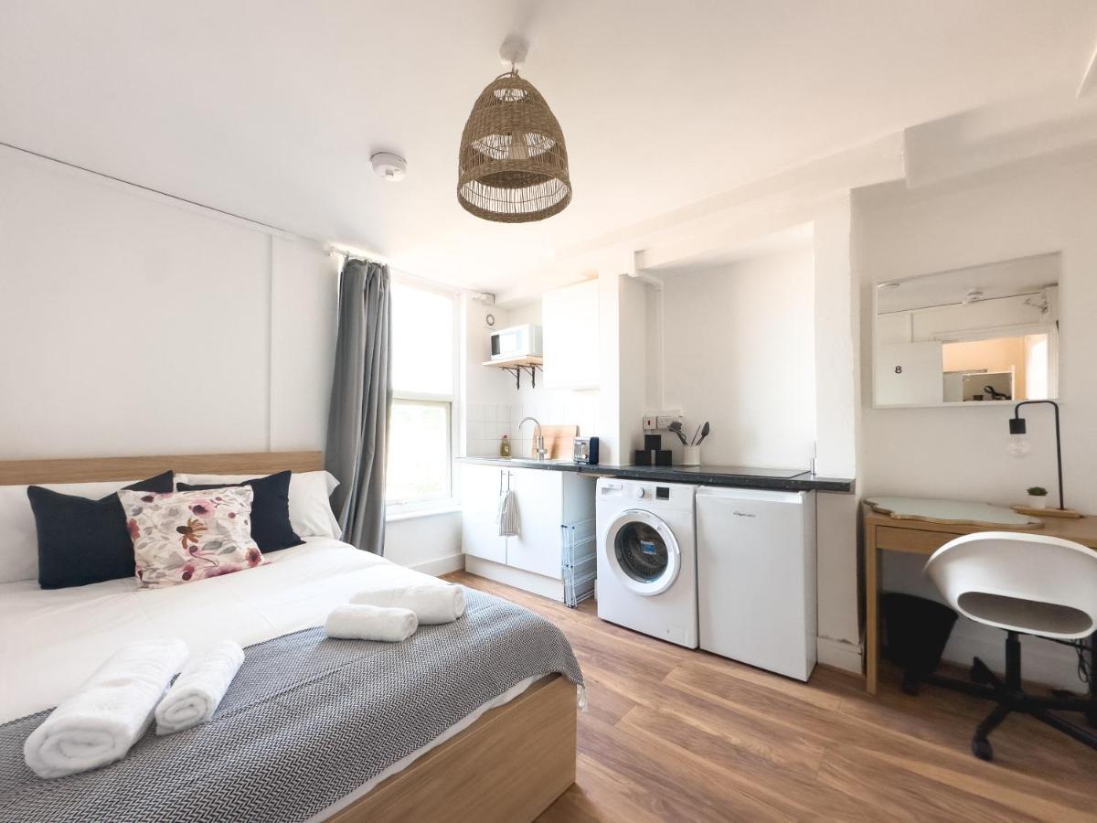 Lovely Studio Flats In Hackney Daire Londra Dış mekan fotoğraf