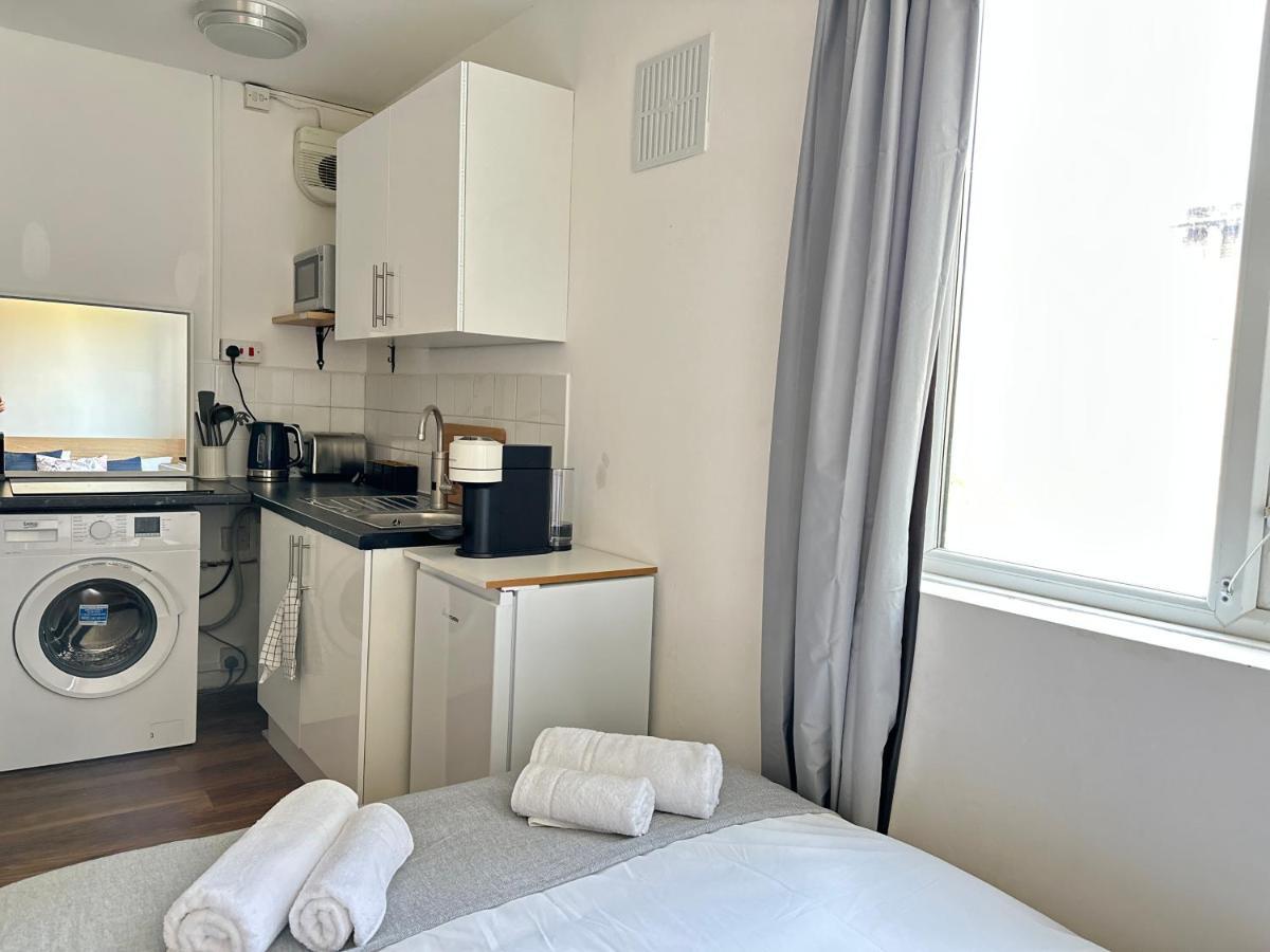 Lovely Studio Flats In Hackney Daire Londra Dış mekan fotoğraf